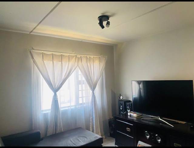 2 BEDROOM APARTMENT FOR SALE IN JABULANI
